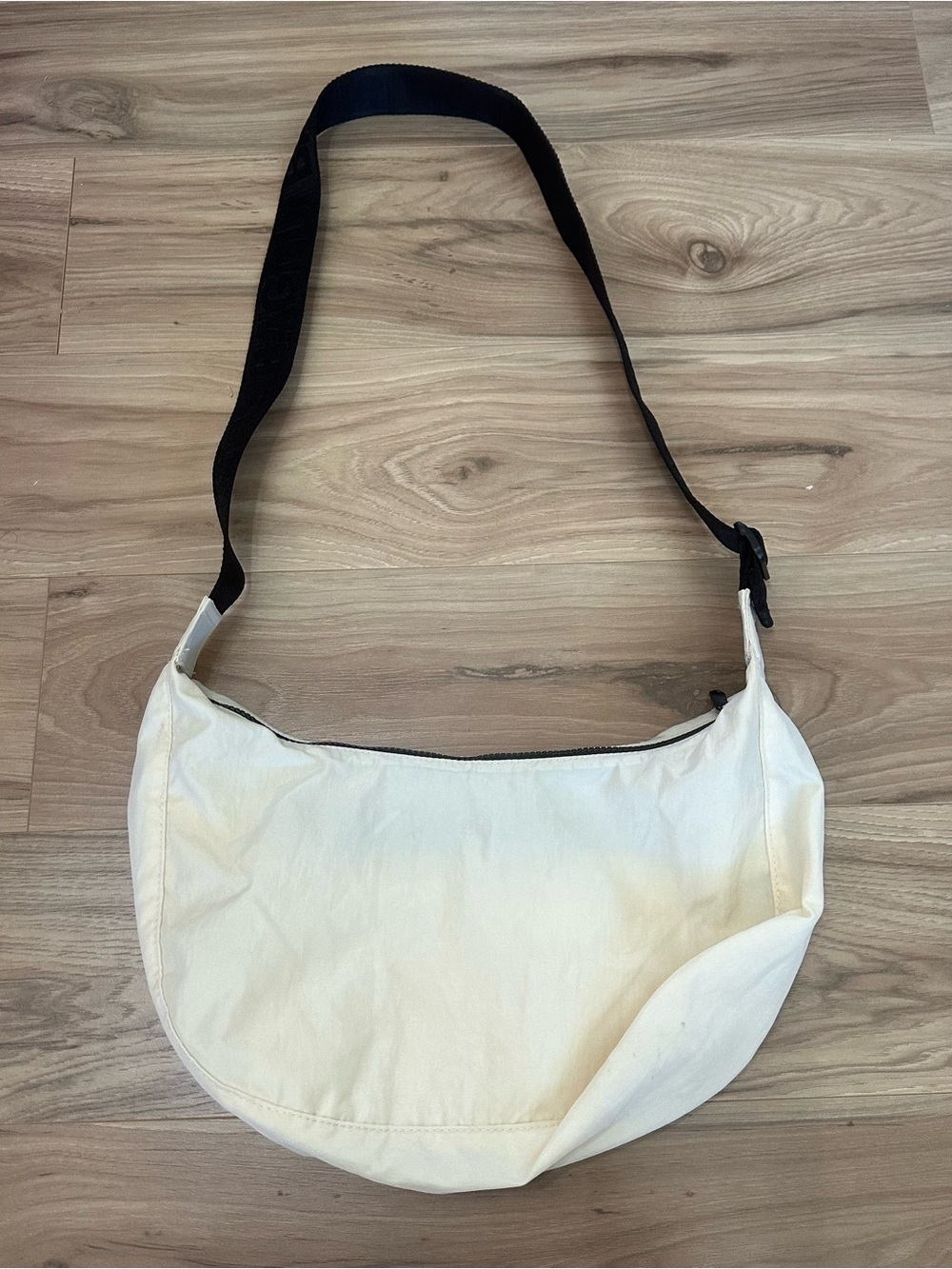 Baggu medium crescent